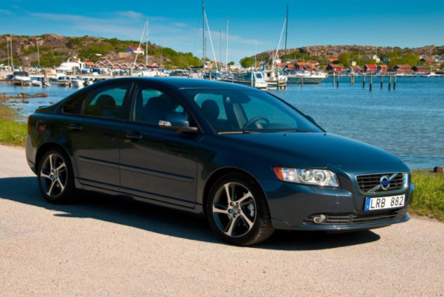 Техническое обслуживание Volvo S40