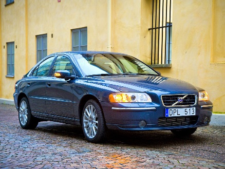 Техническое обслуживание Volvo S40